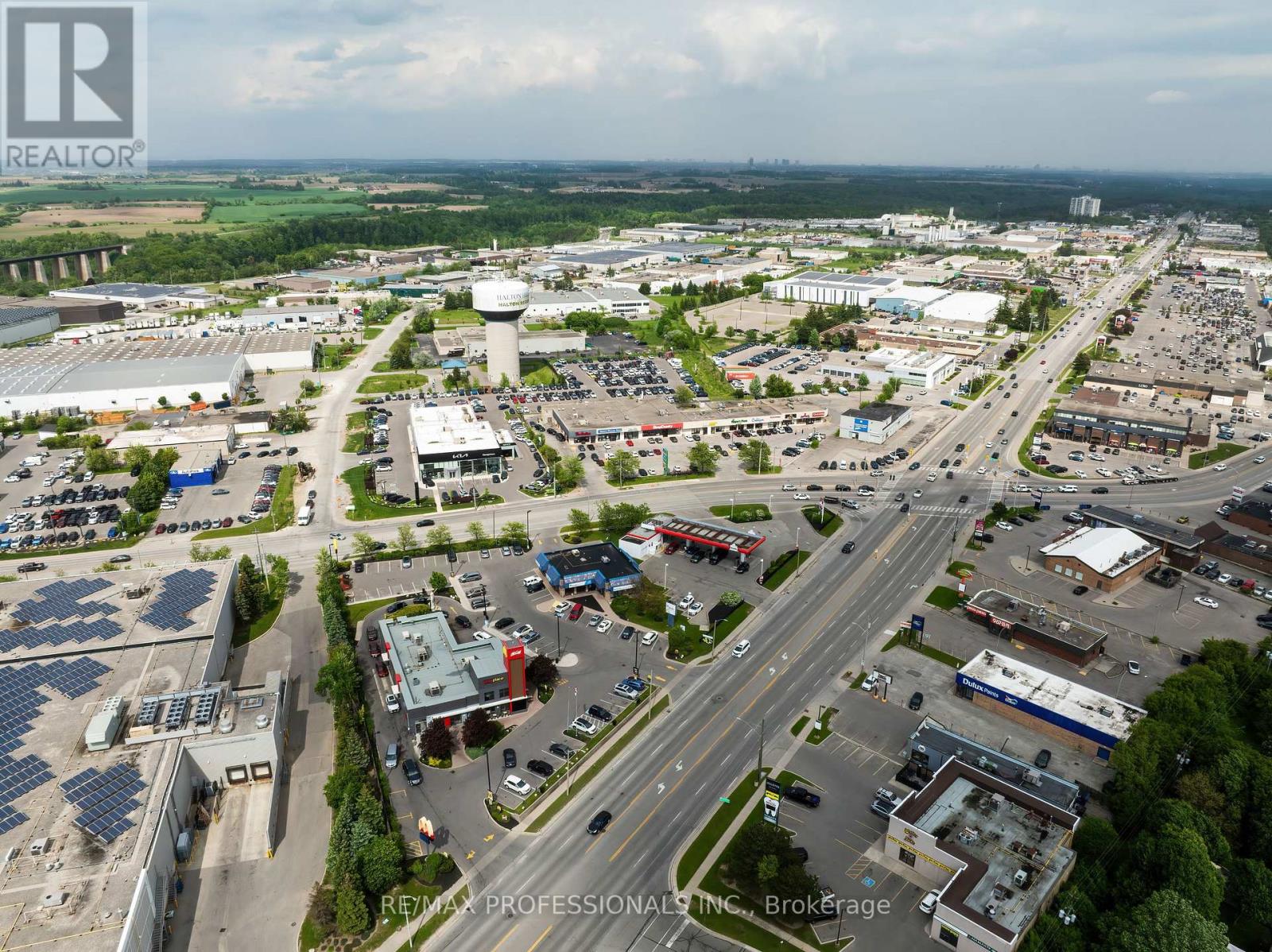 34 Harding Street, Halton Hills, Ontario L7G 6B2 - Photo 49 - W12922368