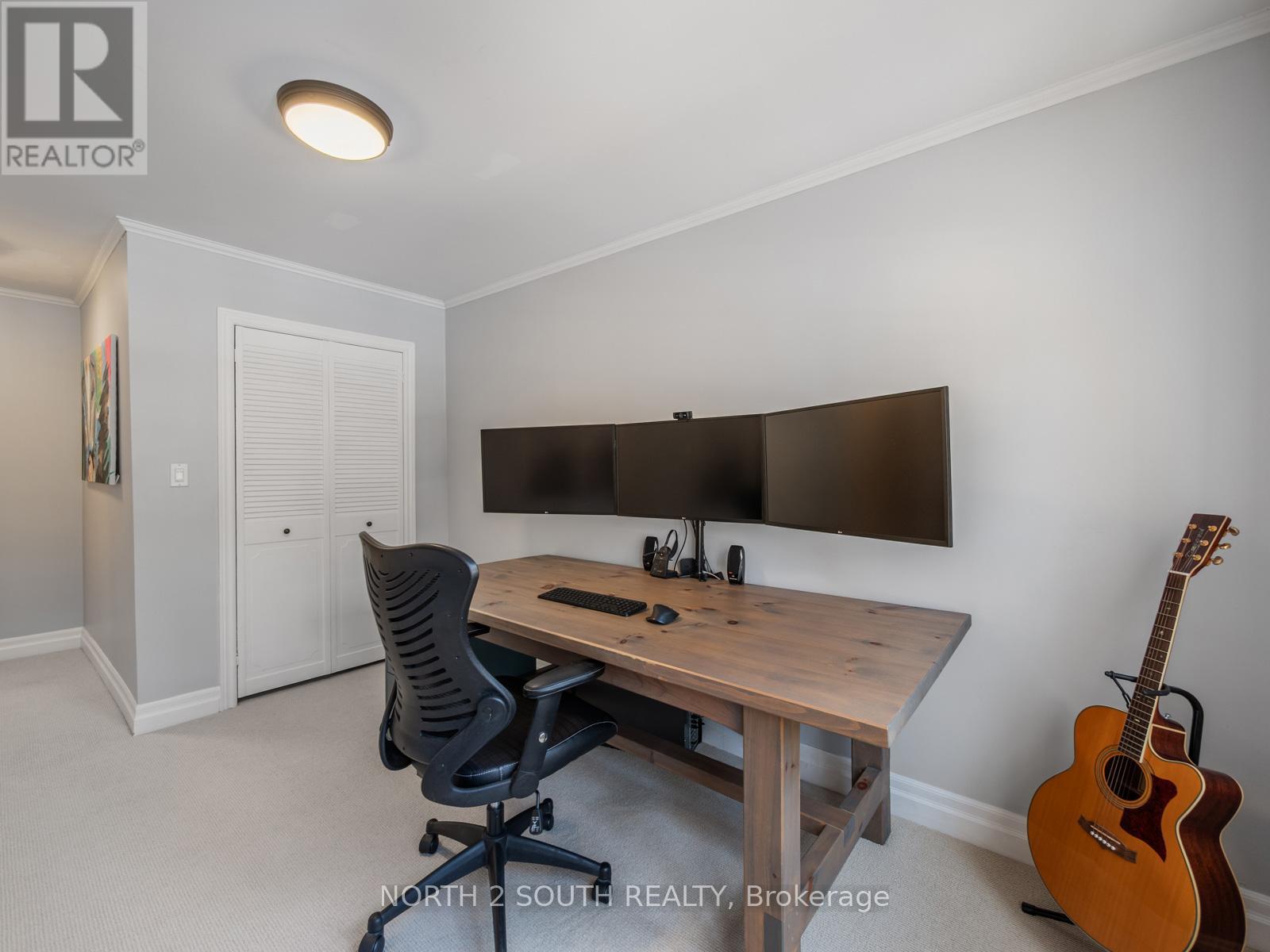 298 Douglas Avenue, Oakville, Ontario  L4J 3S4 - Photo 27 - W12922408