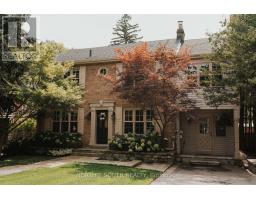 298 DOUGLAS AVENUE, Oakville, Ontario