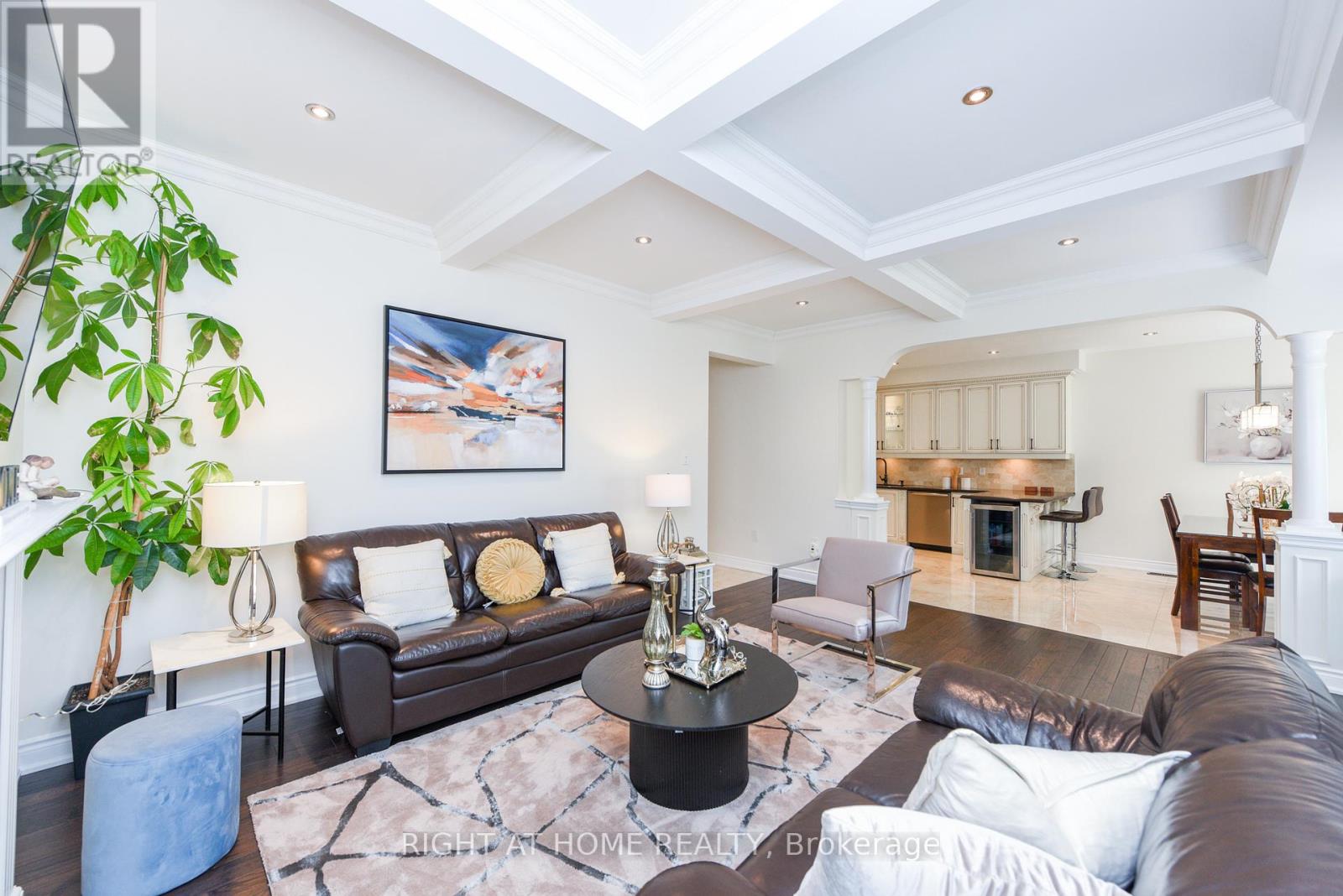 7148 Wrigley Court, Mississauga, Ontario  L5W 0C8 - Photo 10 - W12922438