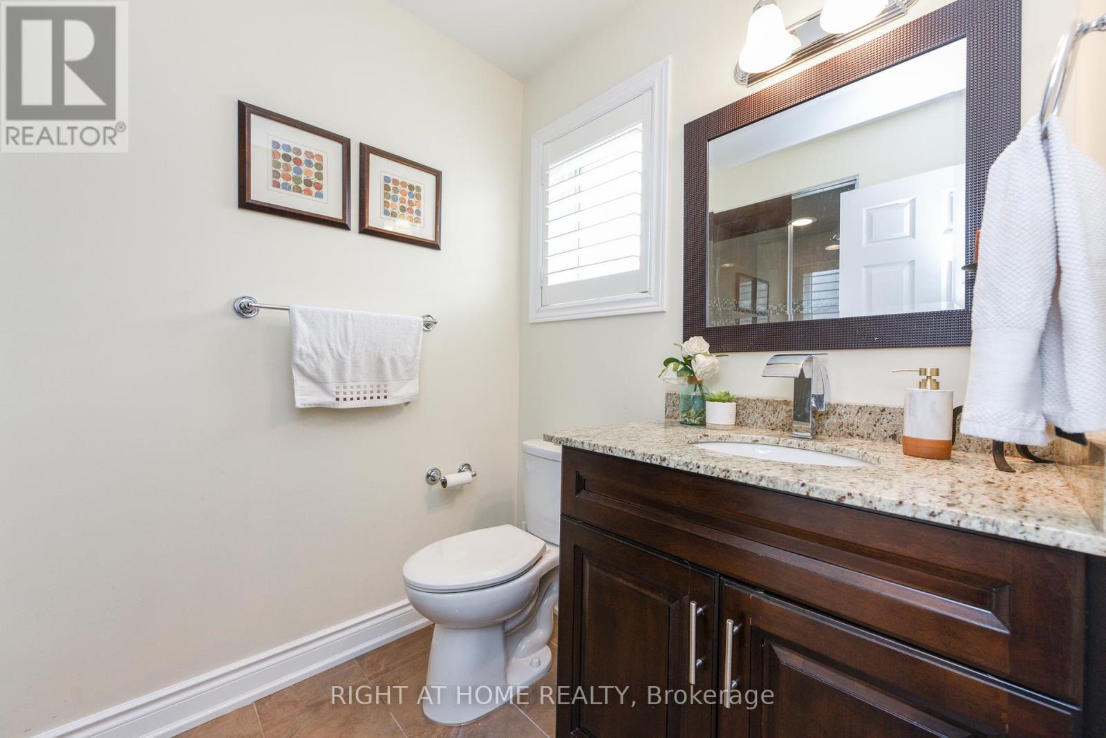 7148 Wrigley Court, Mississauga, Ontario  L5W 0C8 - Photo 19 - W12922438