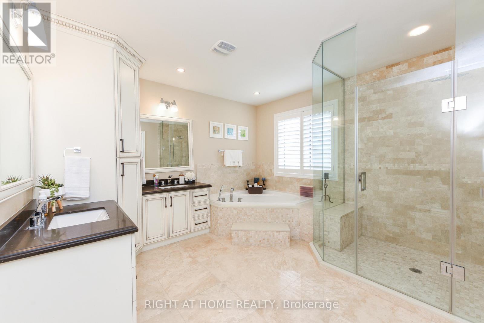 7148 Wrigley Court, Mississauga, Ontario  L5W 0C8 - Photo 22 - W12922438