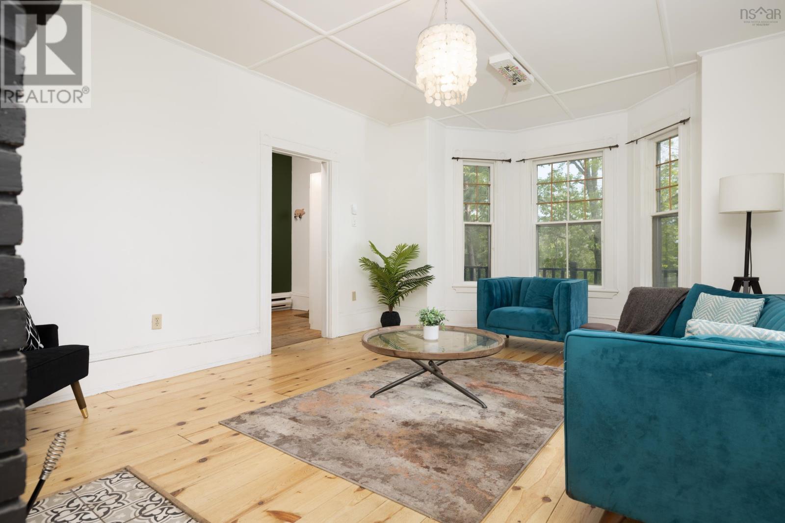 17 Pleasant Street, Bedford, Nova Scotia  B4A 1W8 - Photo 7 - 202605479