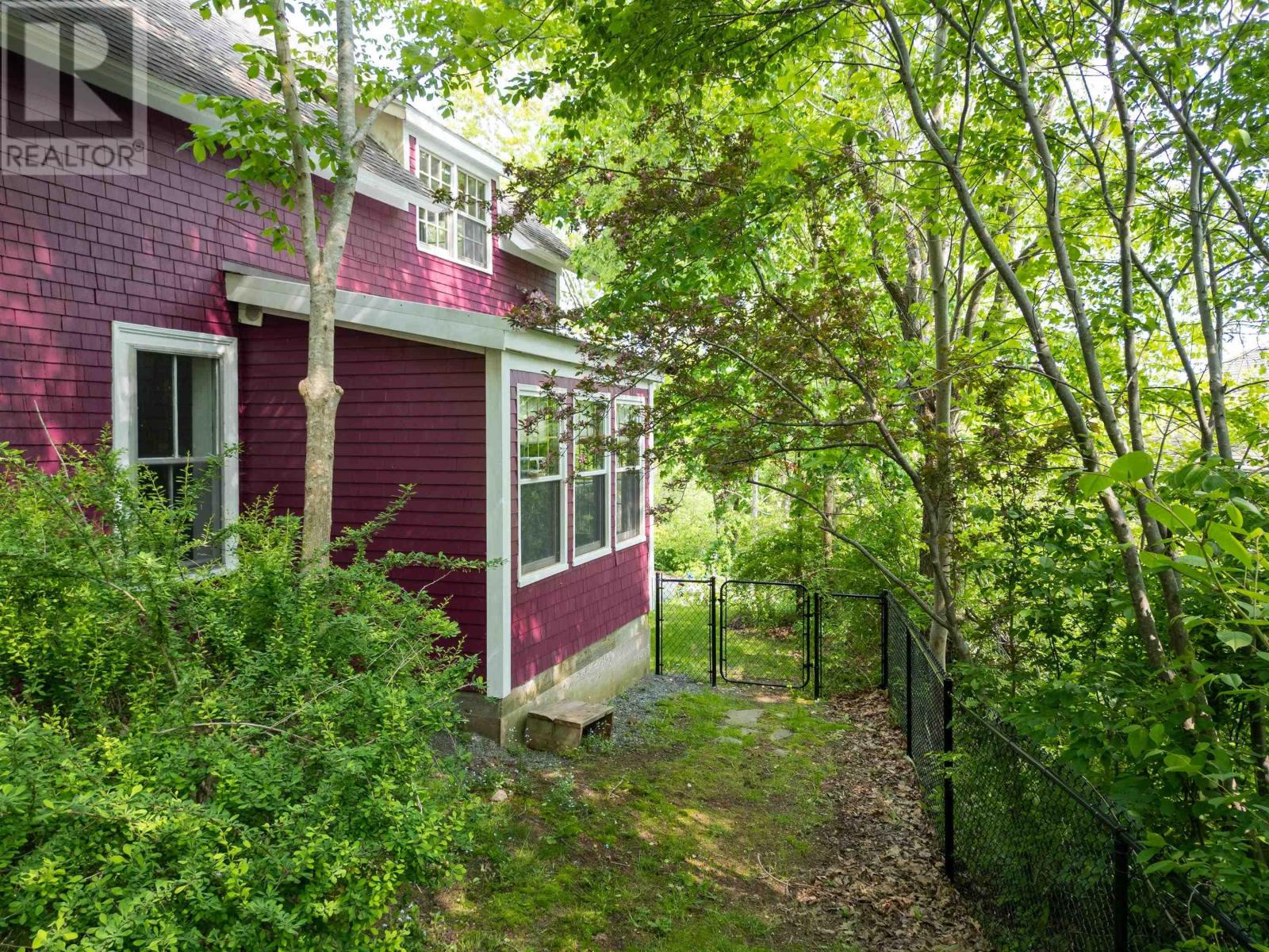 17 Pleasant Street, Bedford, Nova Scotia  B4A 1W8 - Photo 41 - 202605479