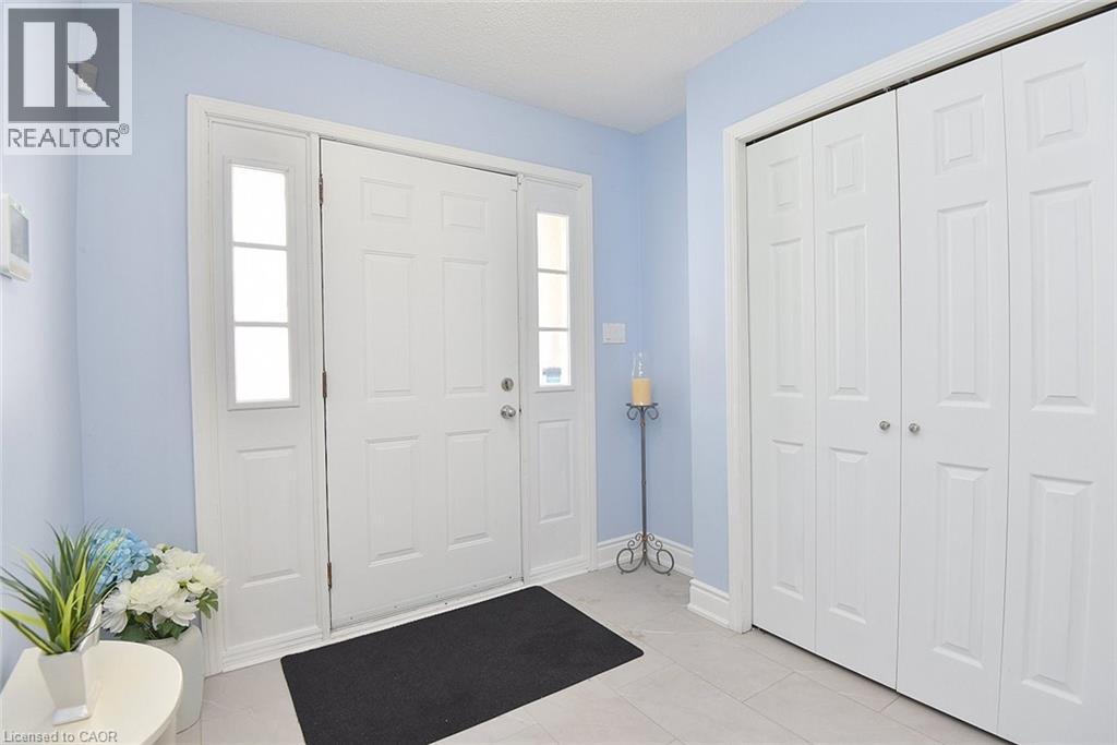 12 Ben Nevis Drive, Stoney Creek, Ontario  L8G 4J6 - Photo 4 - 40802867