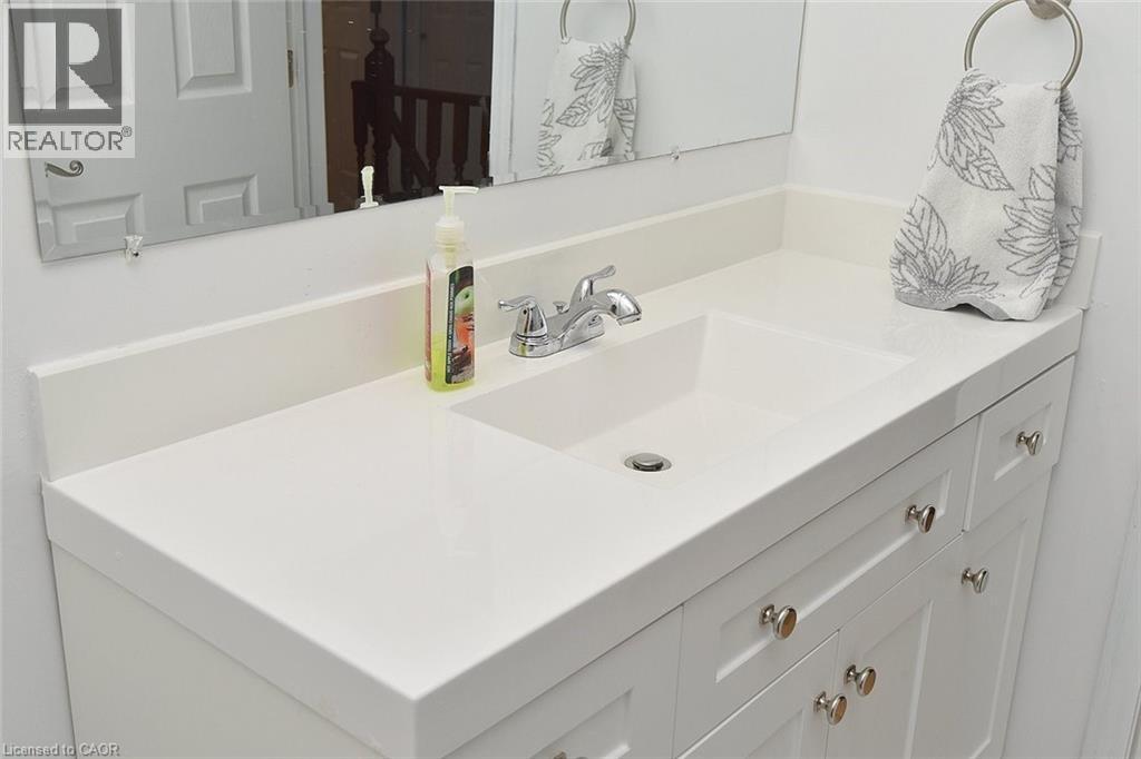 12 Ben Nevis Drive, Stoney Creek, Ontario  L8G 4J6 - Photo 32 - 40802867