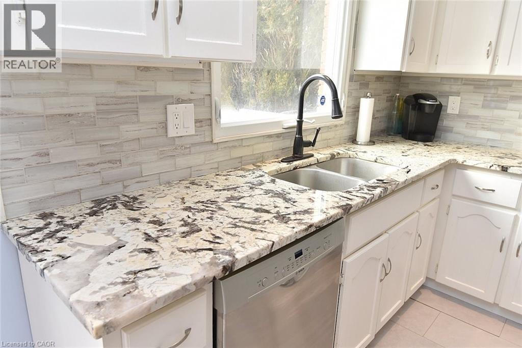 12 Ben Nevis Drive, Stoney Creek, Ontario  L8G 4J6 - Photo 15 - 40802867