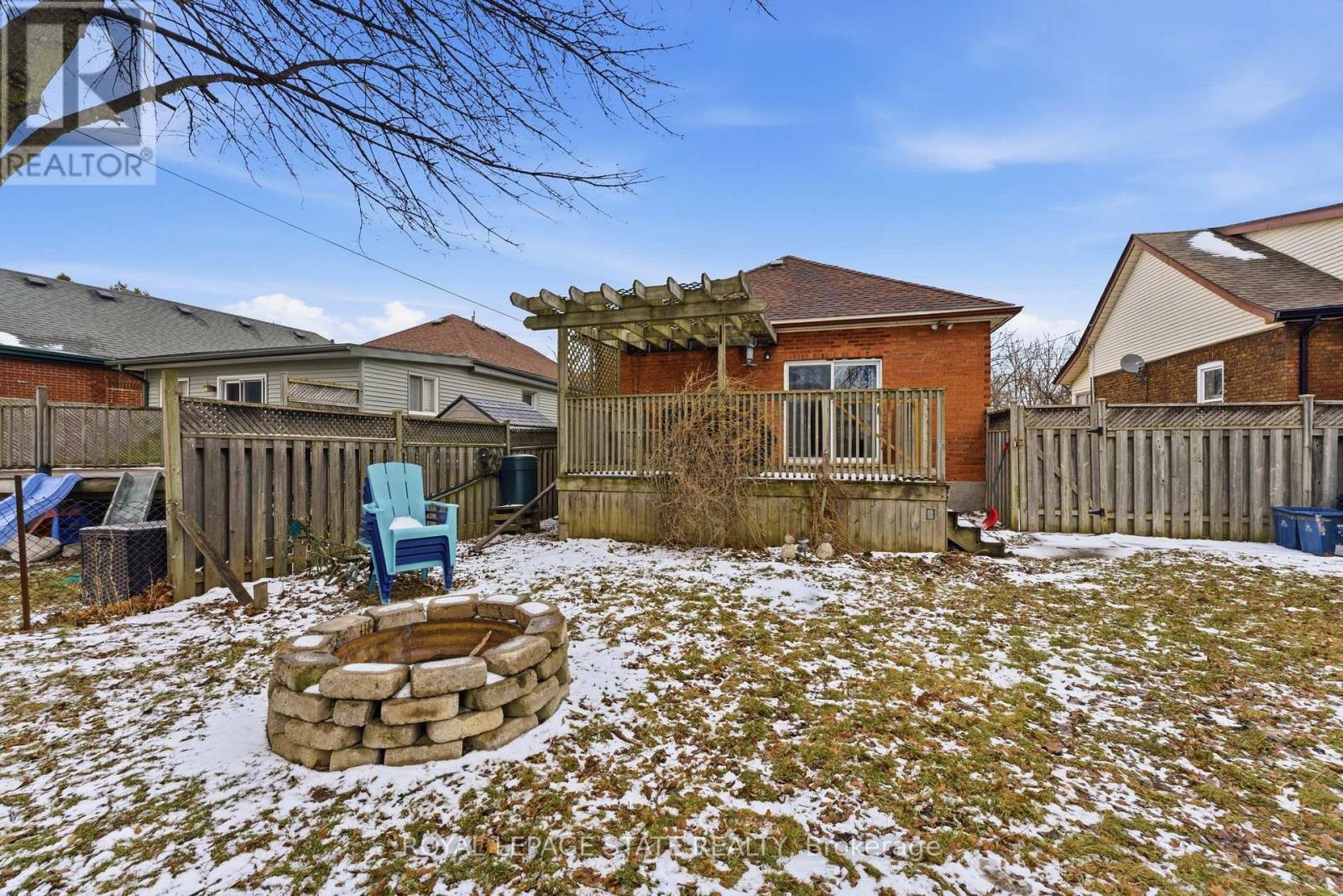 269 Grey Street, Brantford, Ontario  N3S 4W9 - Photo 26 - X12887120