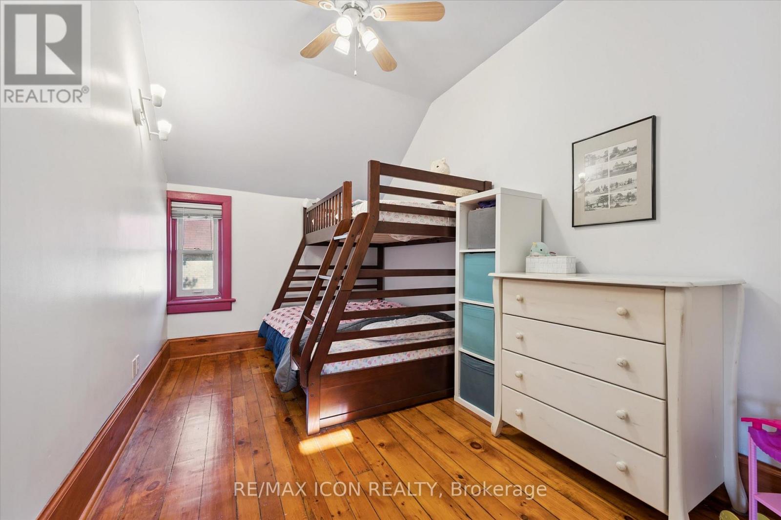 20 Linden Avenue, Kitchener, Ontario  N2G 2A4 - Photo 18 - X12922416