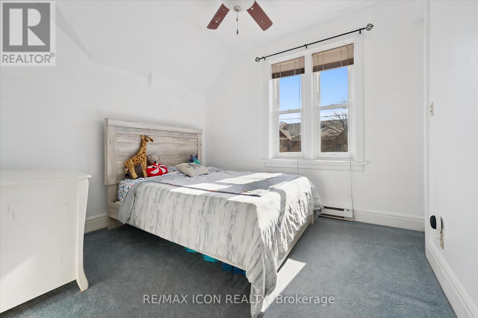 20 Linden Avenue, Kitchener, Ontario  N2G 2A4 - Photo 20 - X12922416