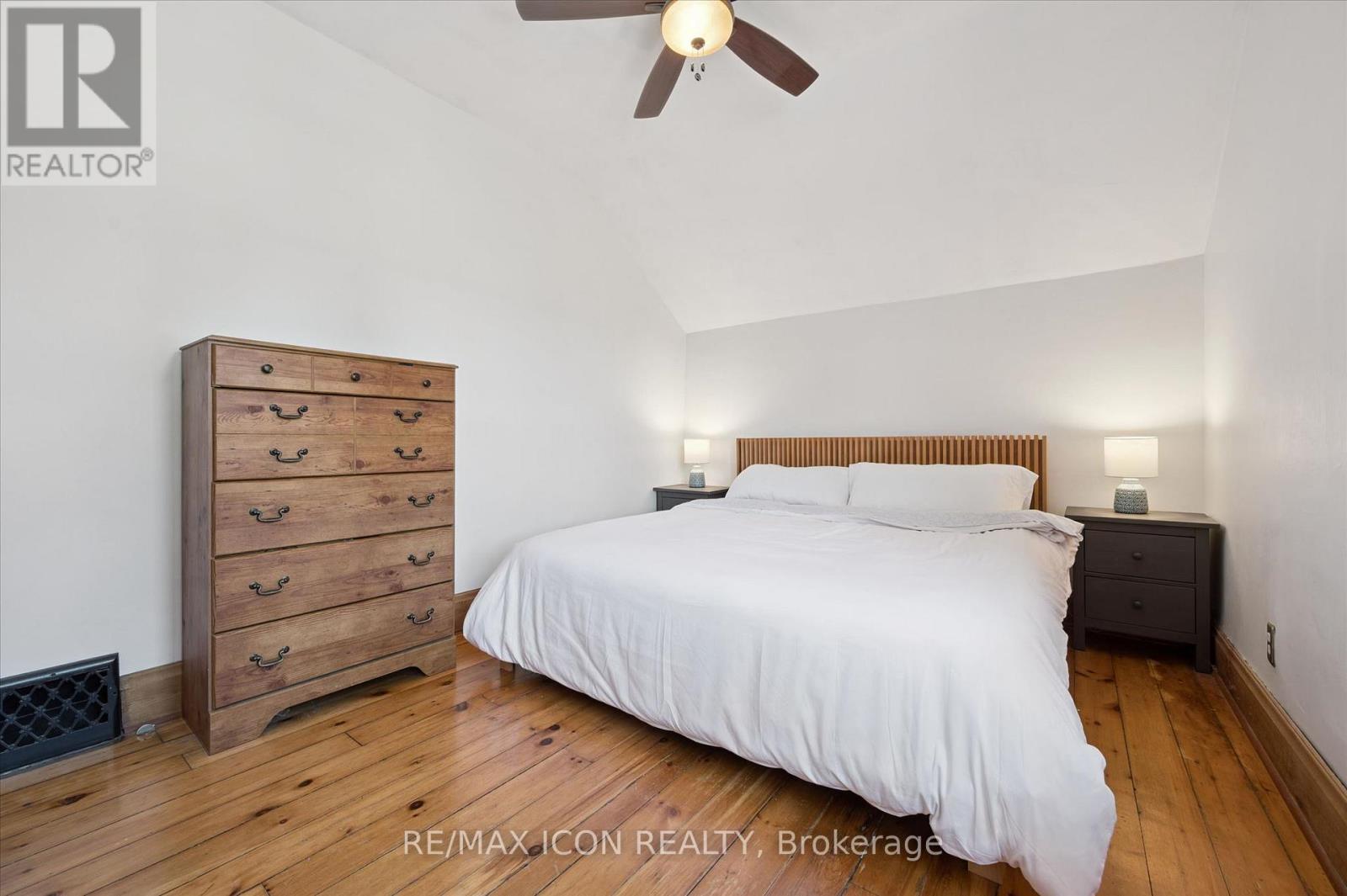 20 Linden Avenue, Kitchener, Ontario  N2G 2A4 - Photo 25 - X12922416