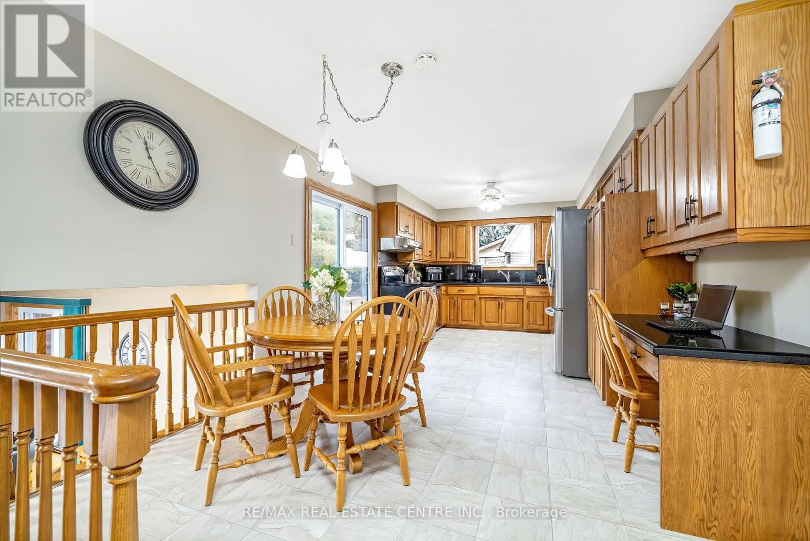 9 Cloverdale Crescent, Wilmot, Ontario  N0B 2H0 - Photo 14 - X12922432