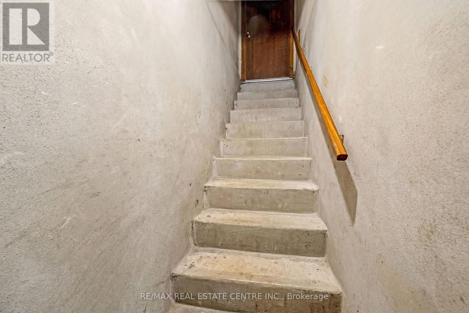 9 Cloverdale Crescent, Wilmot, Ontario  N0B 2H0 - Photo 33 - X12922432