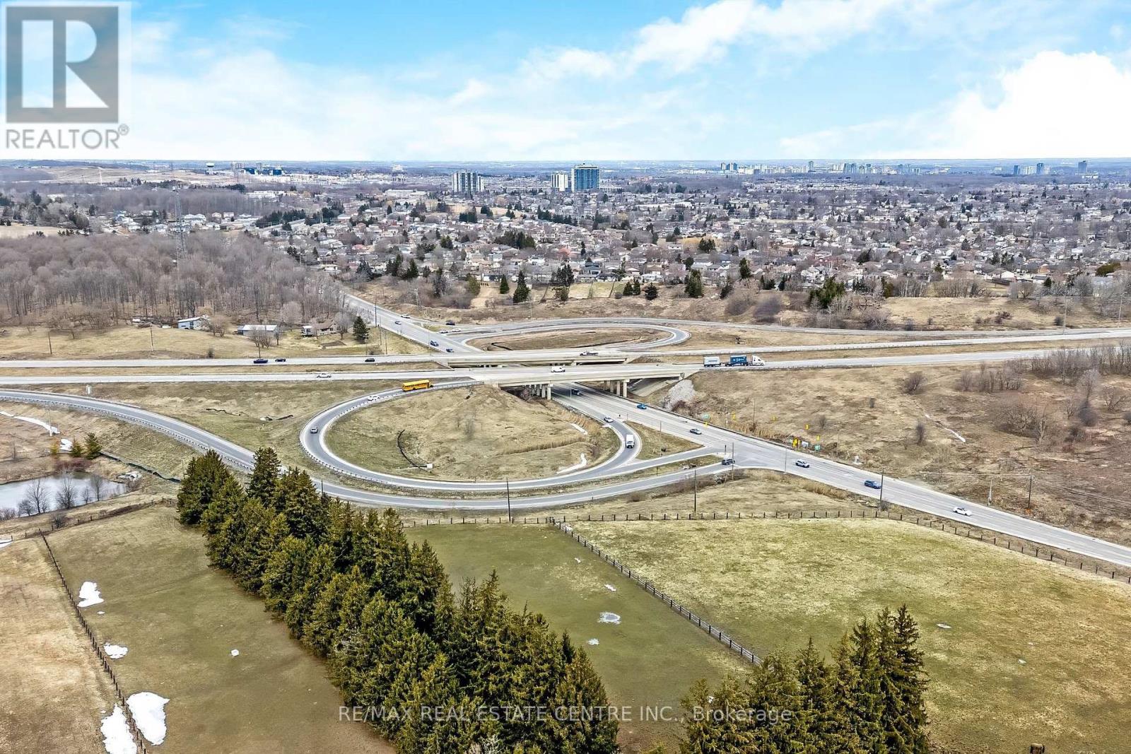 9 Cloverdale Crescent, Wilmot, Ontario  N0B 2H0 - Photo 39 - X12922432