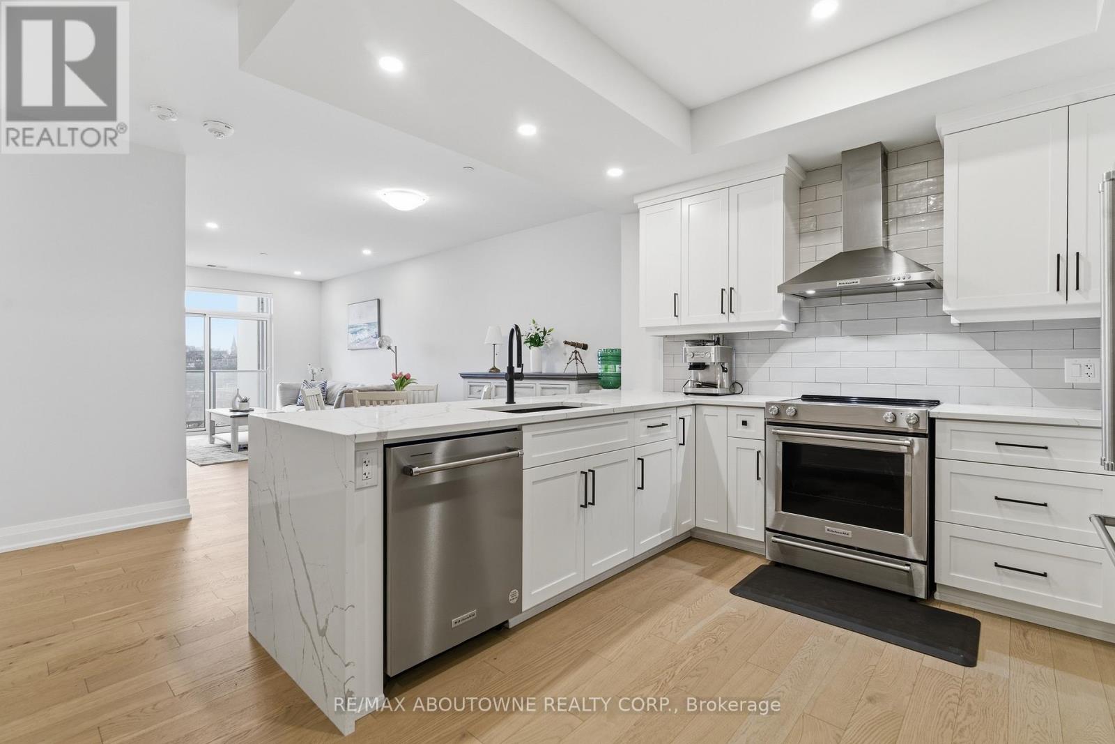 506 - 71 Wyndham Street S, Guelph, Ontario  N1E 0T7 - Photo 12 - X12922450