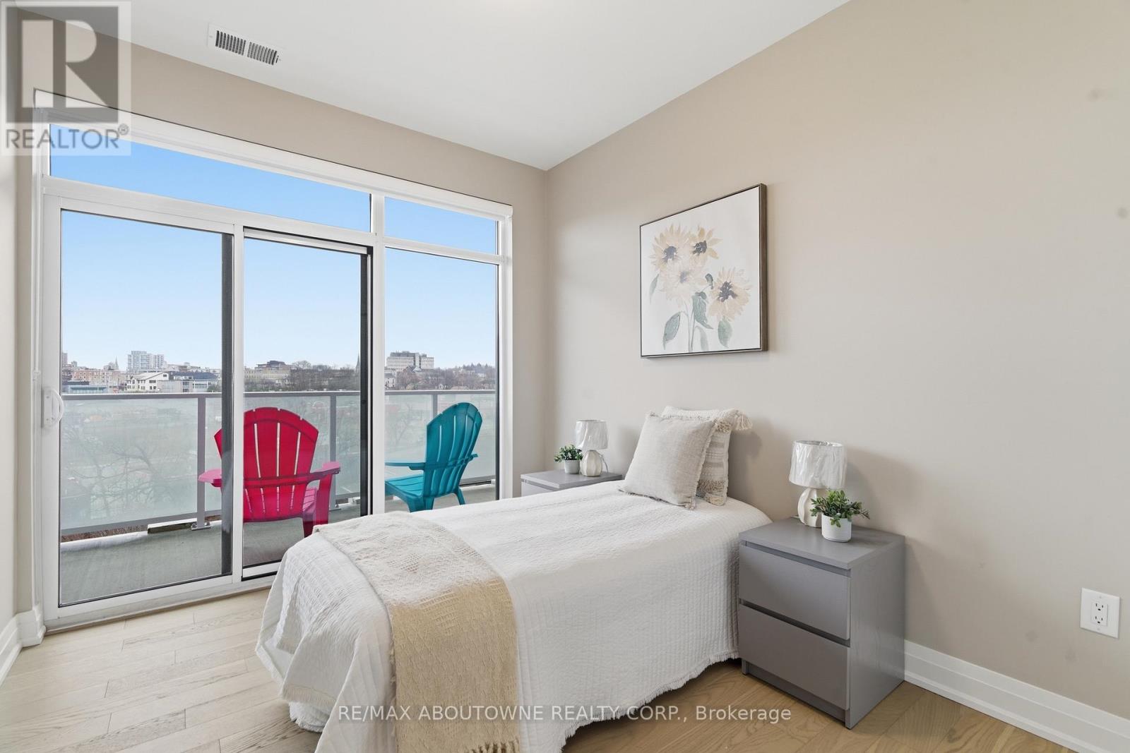 506 - 71 Wyndham Street S, Guelph, Ontario  N1E 0T7 - Photo 21 - X12922450