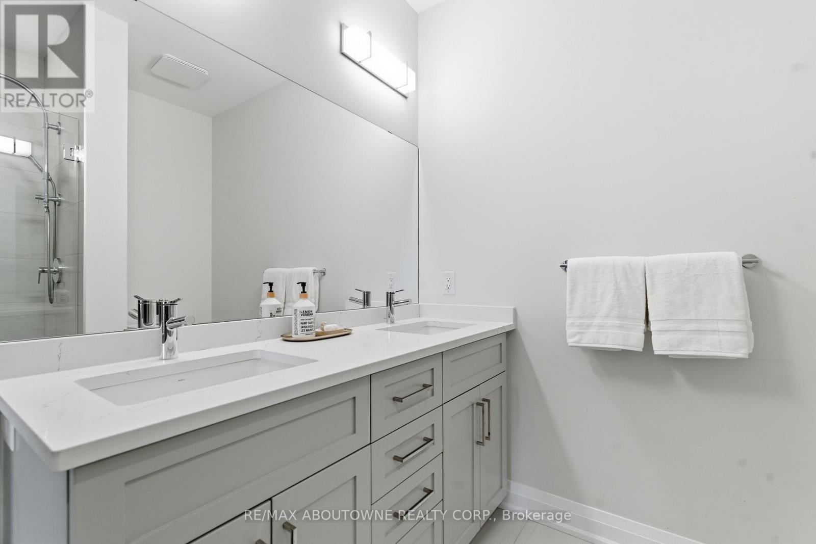 506 - 71 Wyndham Street S, Guelph, Ontario  N1E 0T7 - Photo 27 - X12922450