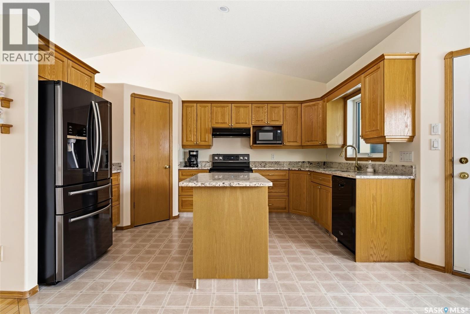 5971 Mallard Way, Regina, Saskatchewan  S4T 7X6 - Photo 13 - SK031296