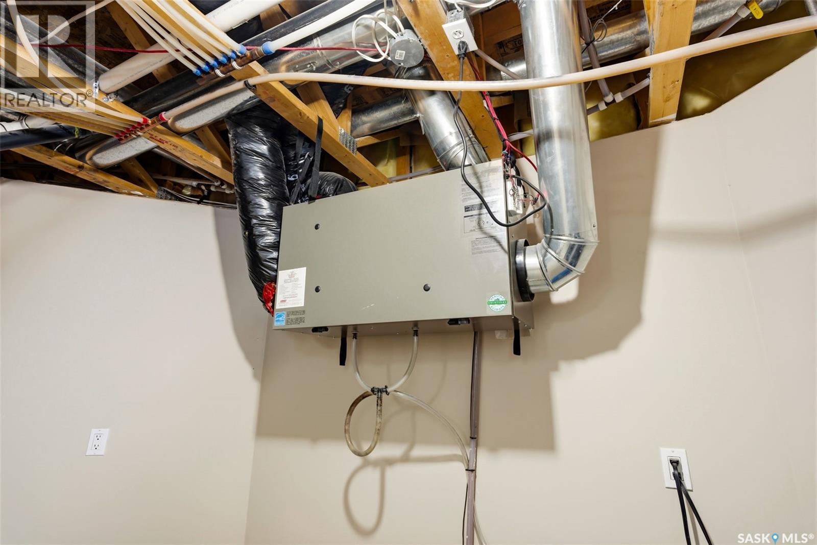 5971 Mallard Way, Regina, Saskatchewan  S4T 7X6 - Photo 39 - SK031296