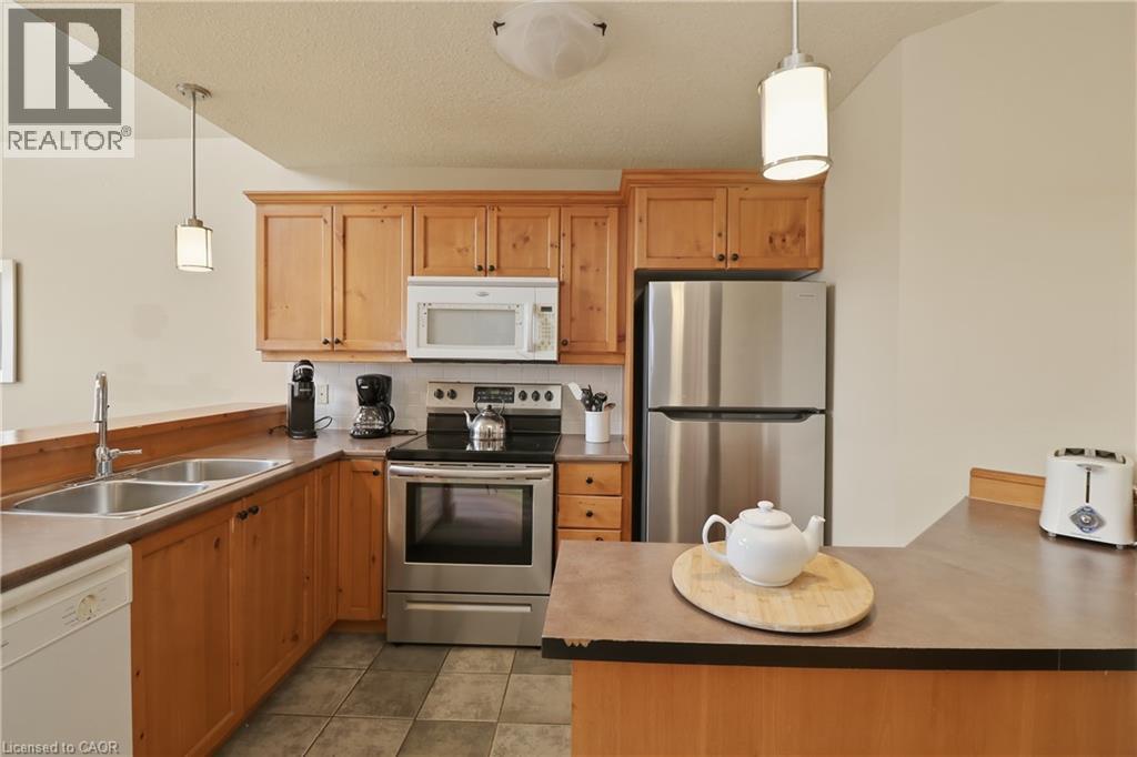 170 Snowbridge Way Unit# 222, The Blue Mountains, Ontario  L9Y 0V1 - Photo 16 - 40814592