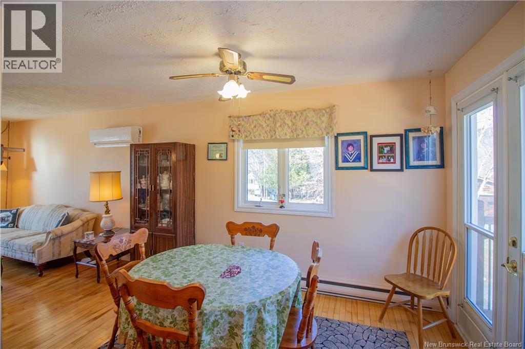 24 Pleasant Street, Hampton, New Brunswick  E5N 6A5 - Photo 10 - NB135695