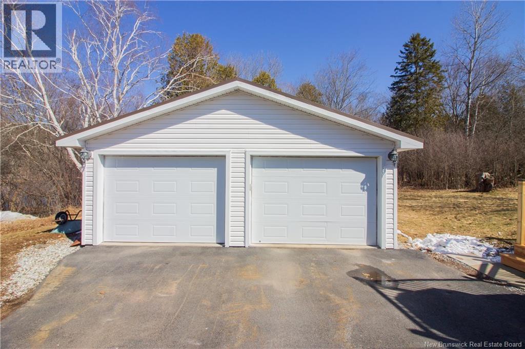 24 Pleasant Street, Hampton, New Brunswick  E5N 6A5 - Photo 33 - NB135695