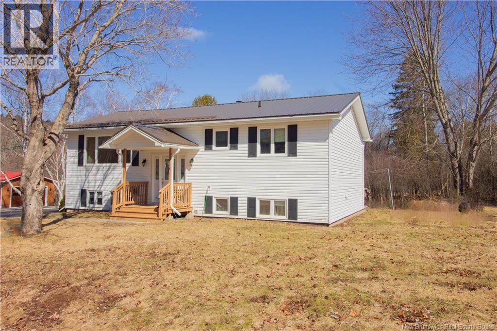 24 Pleasant Street, Hampton, New Brunswick  E5N 6A5 - Photo 34 - NB135695