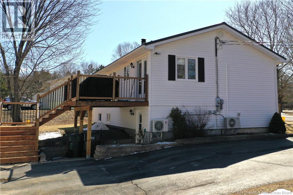 24 Pleasant Street, Hampton, New Brunswick  E5N 6A5 - Photo 41 - NB135695
