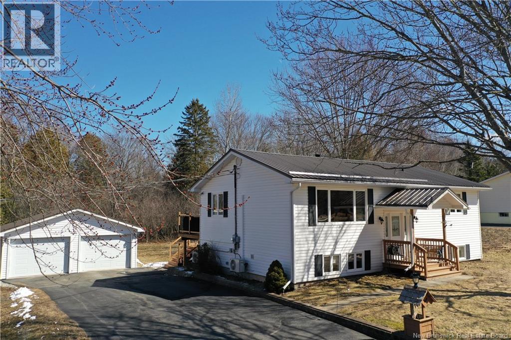 24 Pleasant Street, Hampton, New Brunswick  E5N 6A5 - Photo 45 - NB135695