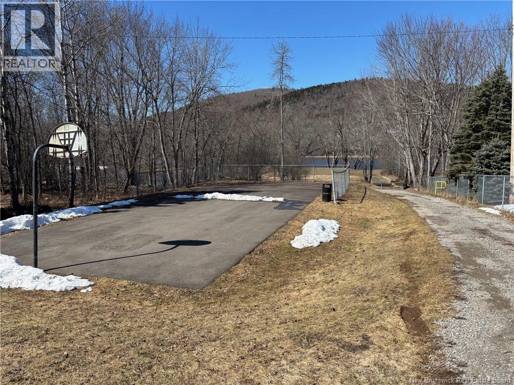 24 Pleasant Street, Hampton, New Brunswick  E5N 6A5 - Photo 47 - NB135695