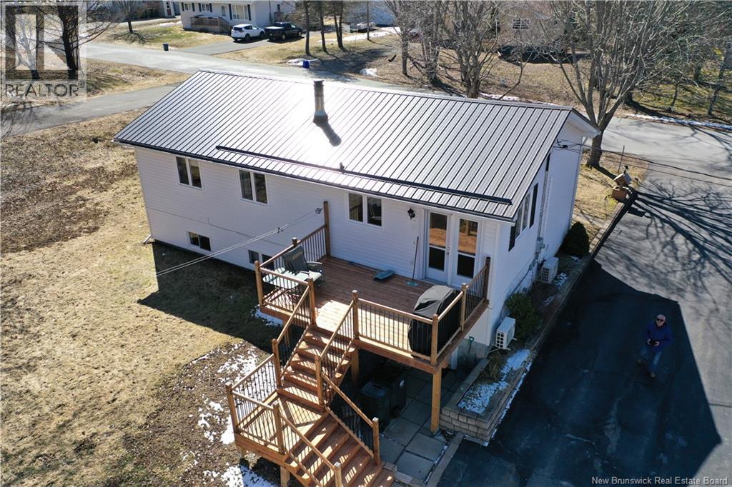 24 Pleasant Street, Hampton, New Brunswick  E5N 6A5 - Photo 5 - NB135695