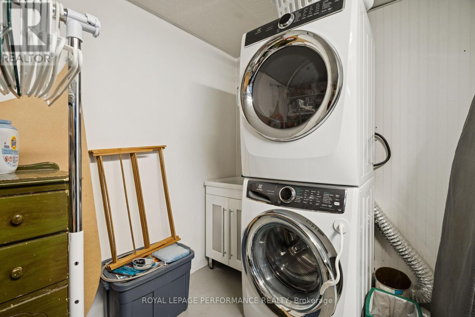 19644 Marcoux Road, North Glengarry, Ontario  K0C 1A0 - Photo 23 - X12922470