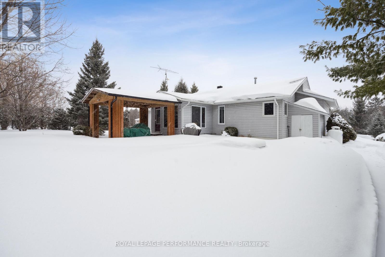 19644 Marcoux Road, North Glengarry, Ontario  K0C 1A0 - Photo 25 - X12922470