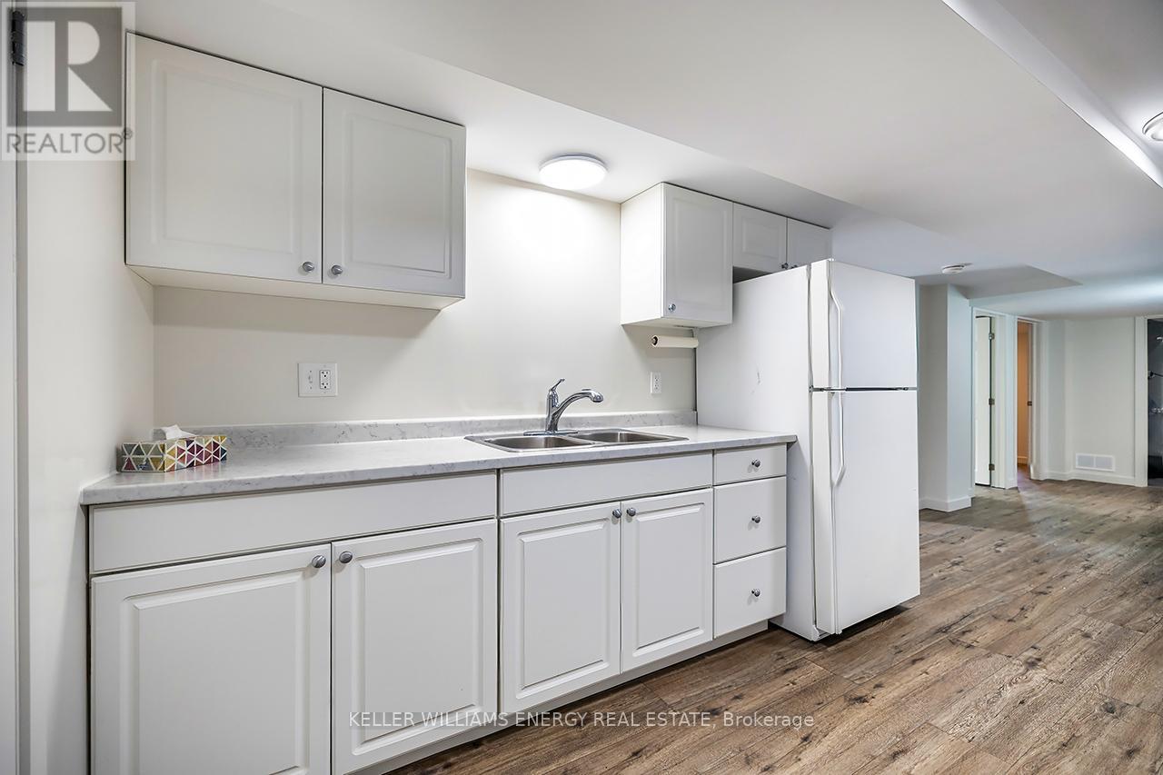 772 Olive Avenue, Oshawa, Ontario  L1H 2S3 - Photo 5 - E12922498