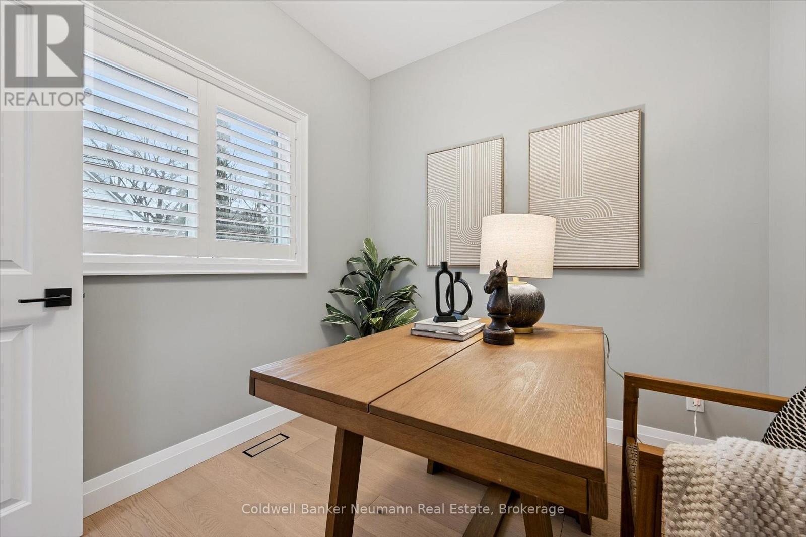 65 Dean Avenue, Guelph (Dovercliffe Park/old University), Ontario  N1G 1L3 - Photo 10 - X12922478