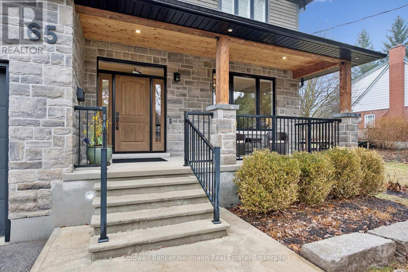 65 Dean Avenue, Guelph (Dovercliffe Park/old University), Ontario  N1G 1L3 - Photo 4 - X12922478