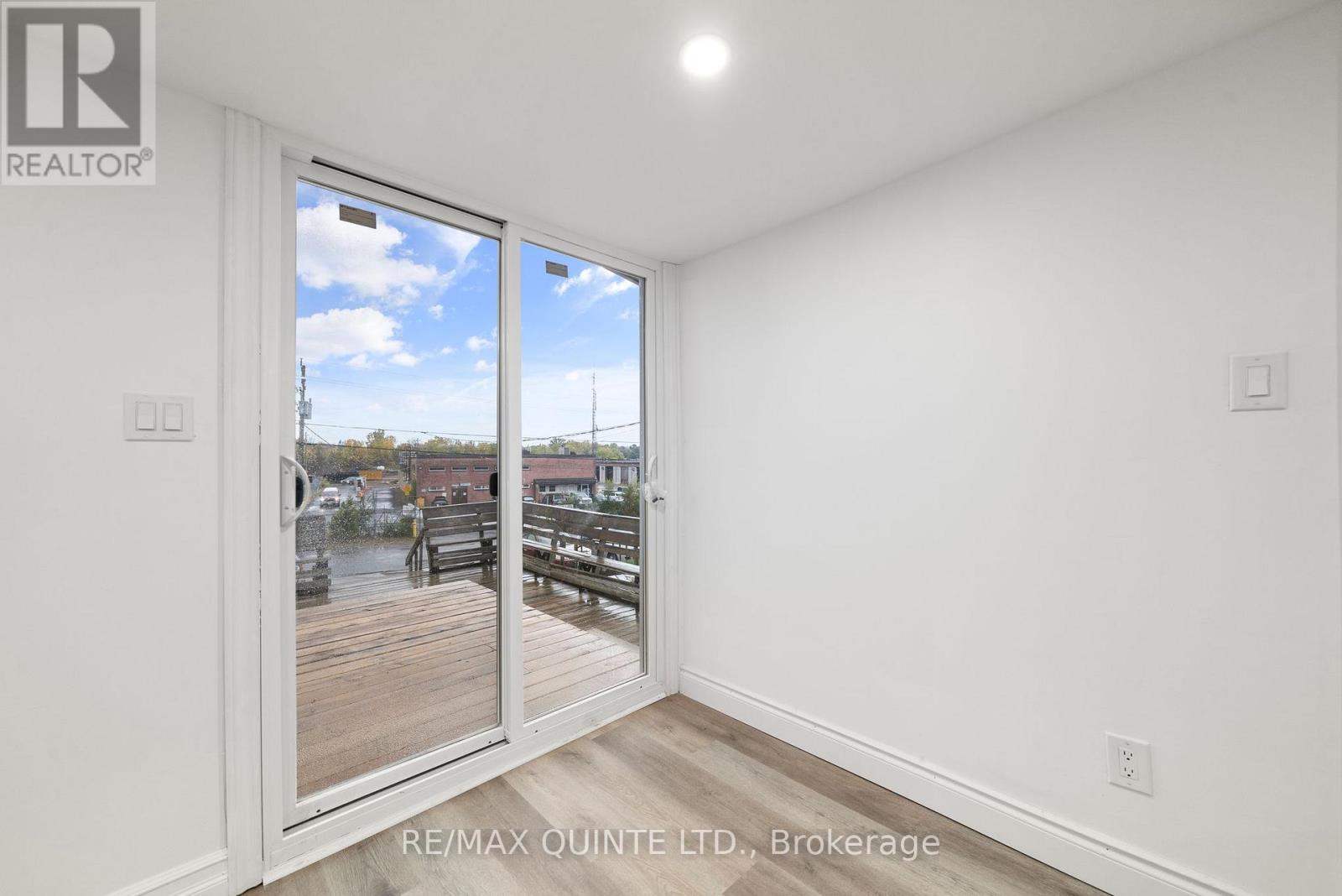 78 Wallbridge Cres Crescent, Belleville, Ontario  K8P 1Z4 - Photo 25 - X12922462