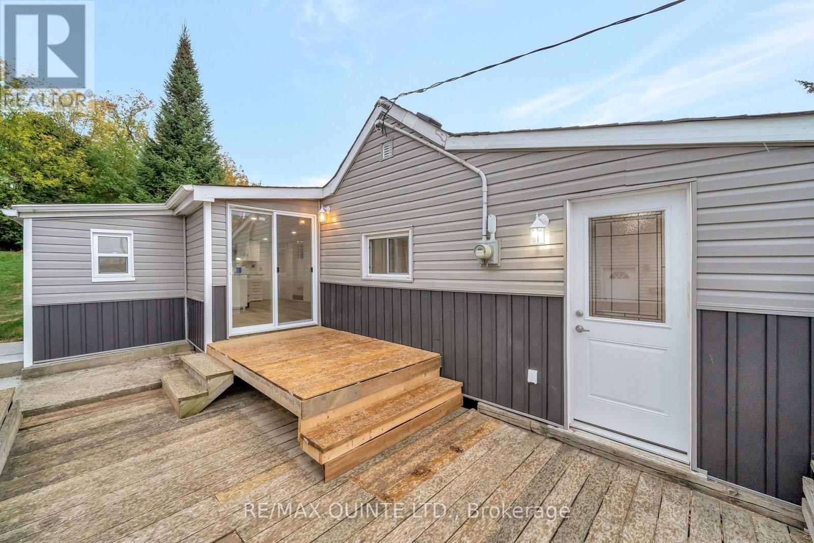 78 Wallbridge Cres Crescent, Belleville, Ontario  K8P 1Z4 - Photo 8 - X12922462