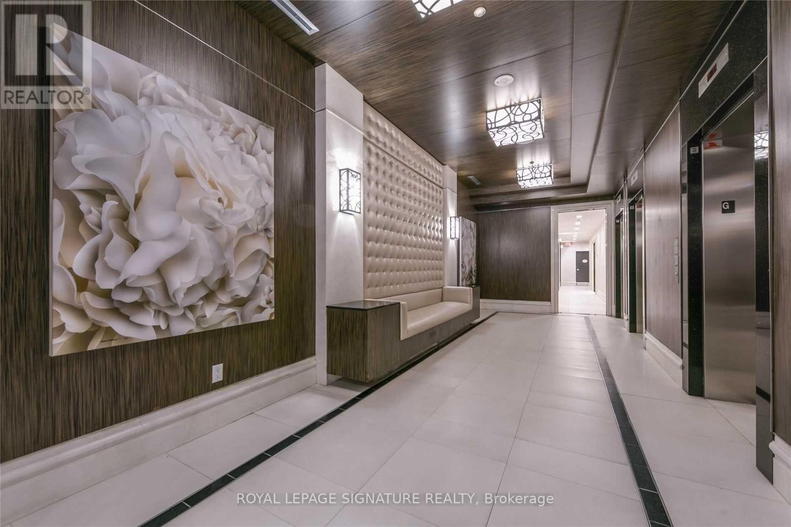 3103 - 28 Linden Street, Toronto, Ontario  M4Y 0A4 - Photo 3 - C12922454