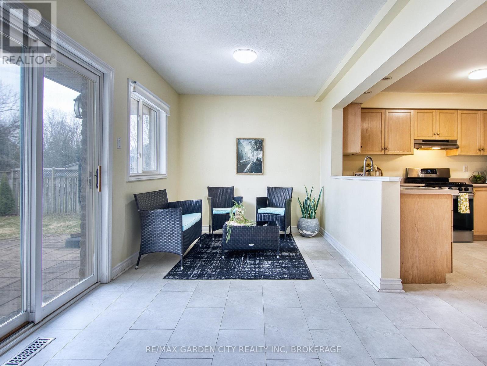 75 Jackson Court E, Welland, Ontario  L3C 7G4 - Photo 11 - X12922494