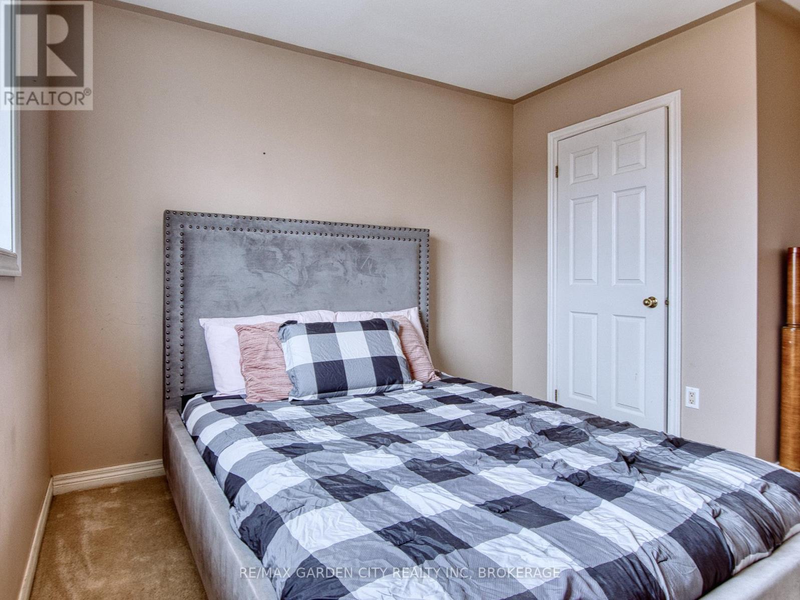 75 Jackson Court E, Welland, Ontario  L3C 7G4 - Photo 22 - X12922494