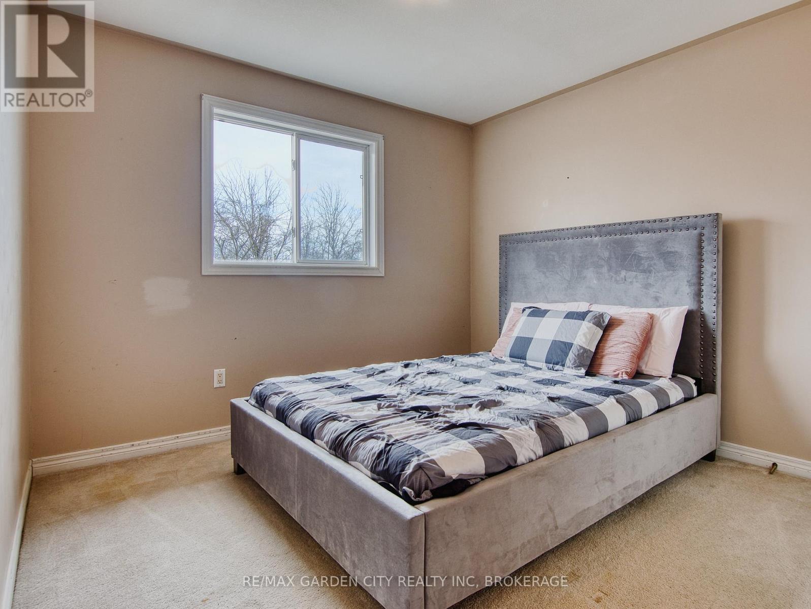 75 Jackson Court E, Welland, Ontario  L3C 7G4 - Photo 23 - X12922494