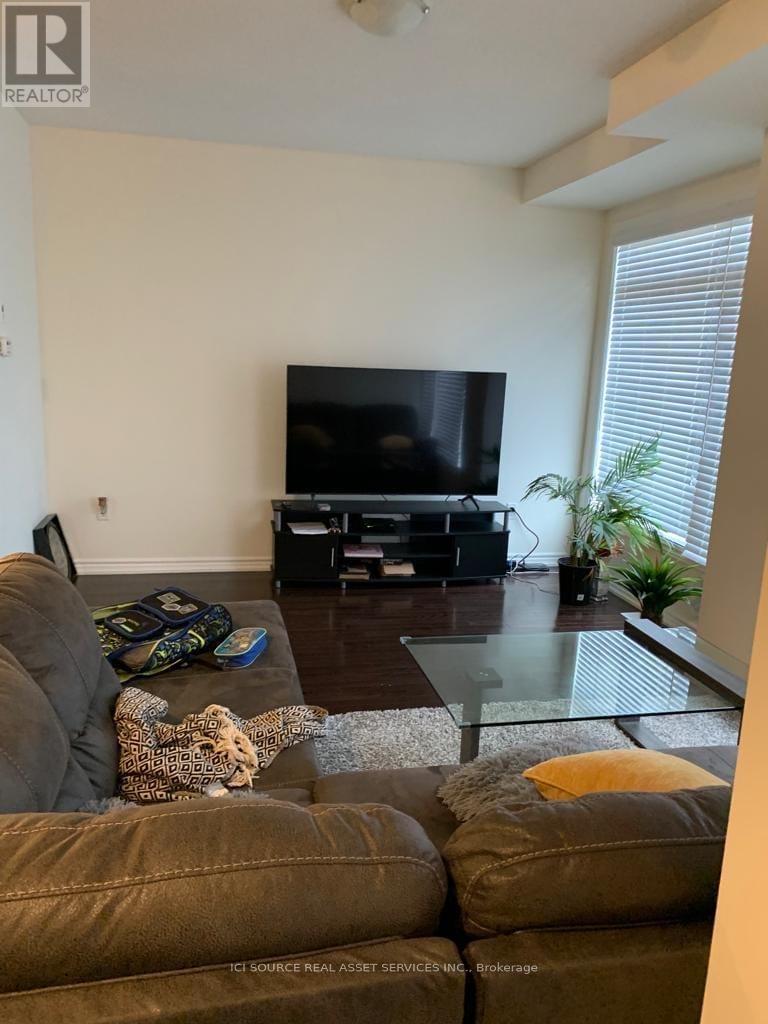 60 Donald Ficht Crescent, Brampton, Ontario  L7A 5H6 - Photo 17 - W12922482