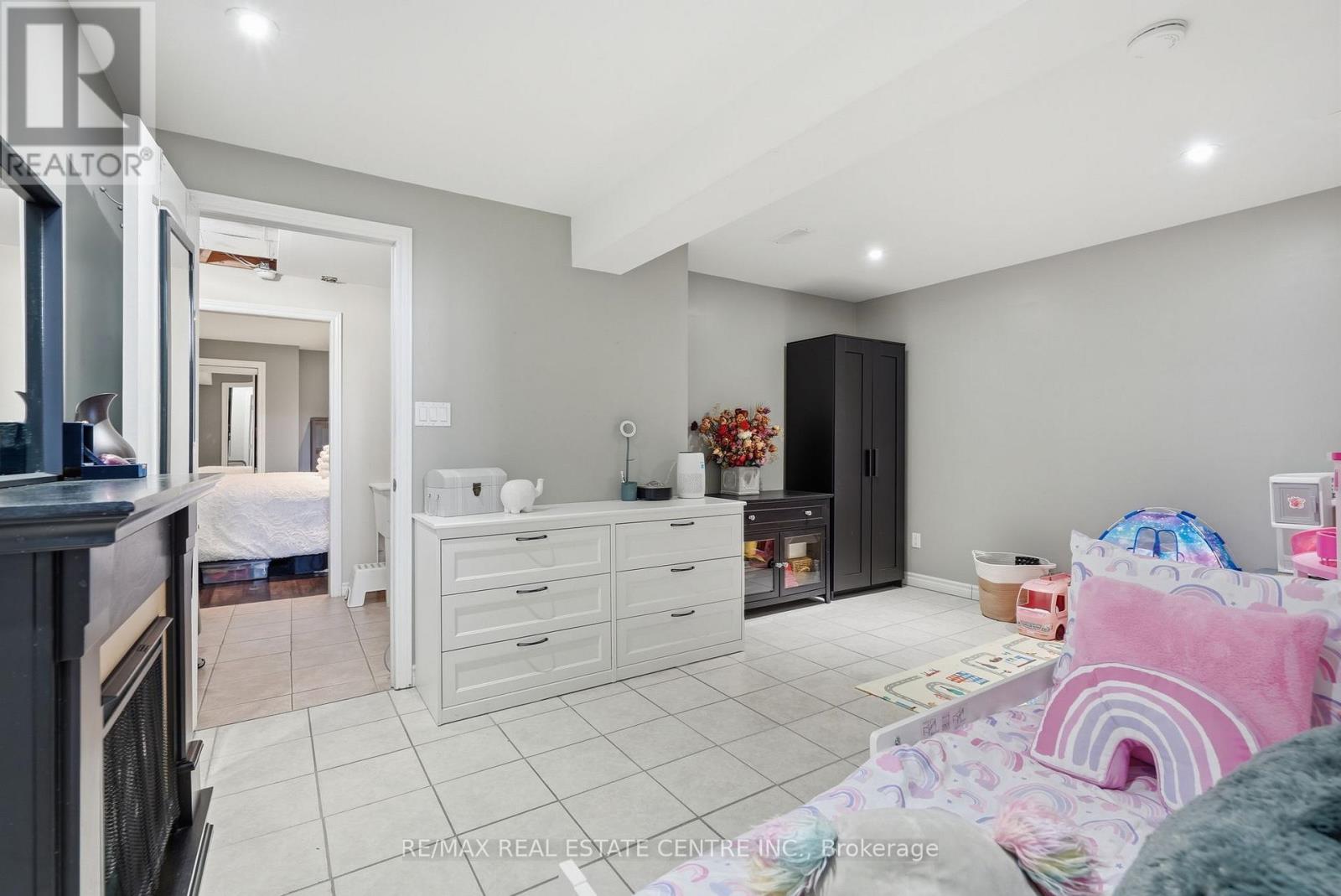 321 Montgomery Boulevard, Orangeville, Ontario  L9W 5G7 - Photo 32 - W12922484