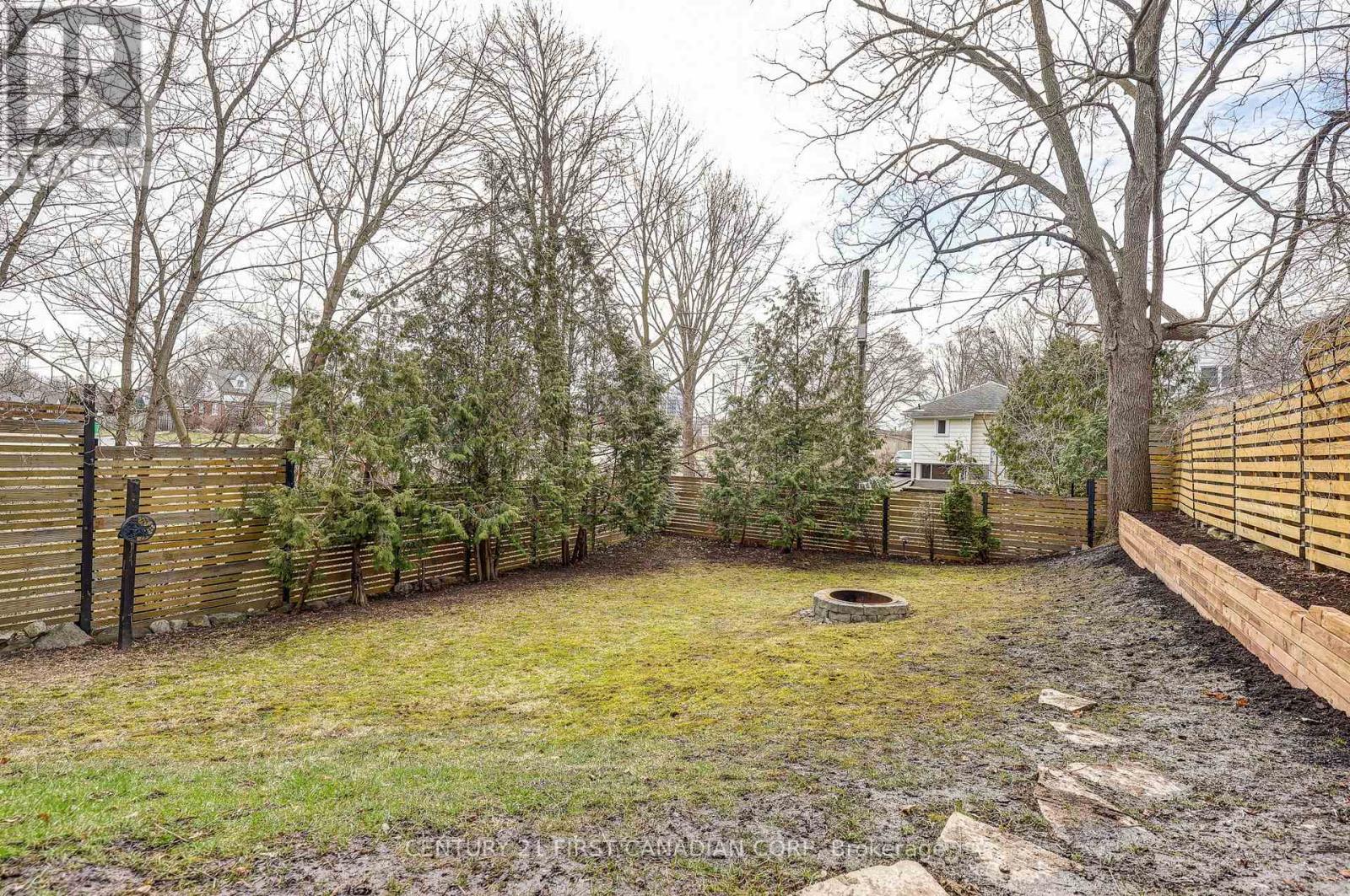 691 Emery Street E, London South, Ontario  N6C 2G3 - Photo 41 - X12922464