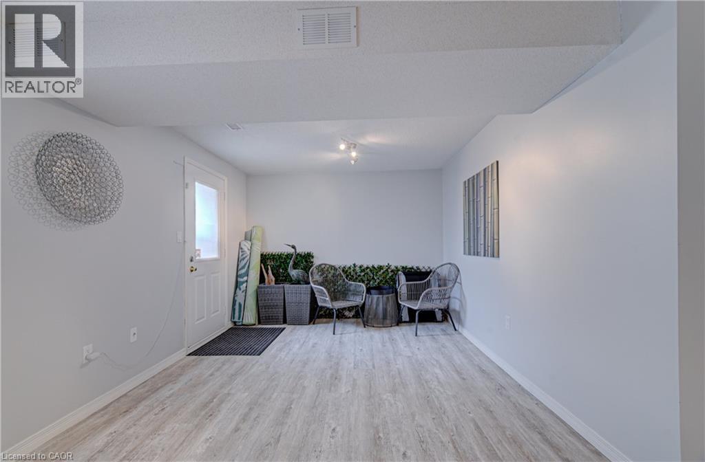 54 Green Valley Drive Unit# 12, Kitchener, Ontario  N2P 1Z9 - Photo 24 - 40814029