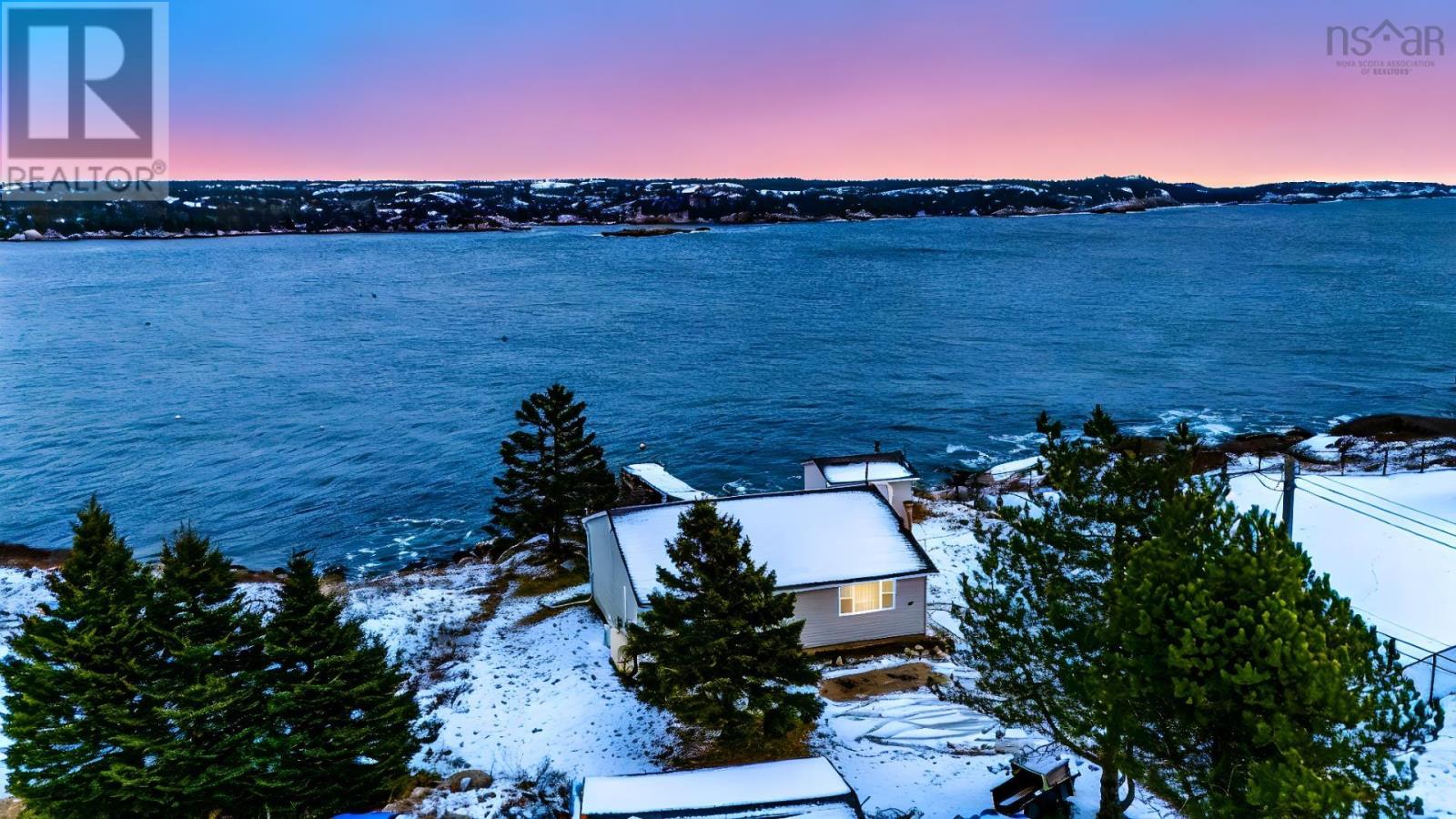 27 Back Lane, Terence Bay, Nova Scotia