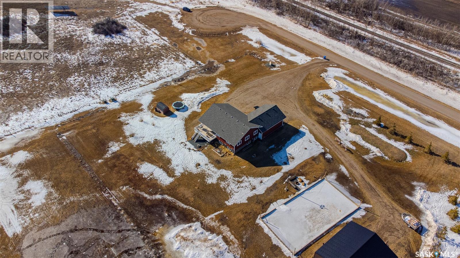 29 Elkwood Drive, Dundurn Rm No. 314, Saskatchewan  S7C 0C5 - Photo 2 - SK031245