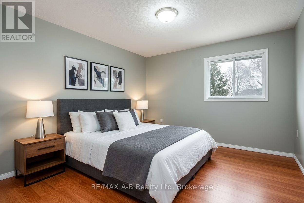 209 Jacob Street, Wilmot, Ontario  N3A 1C5 - Photo 12 - X12915160