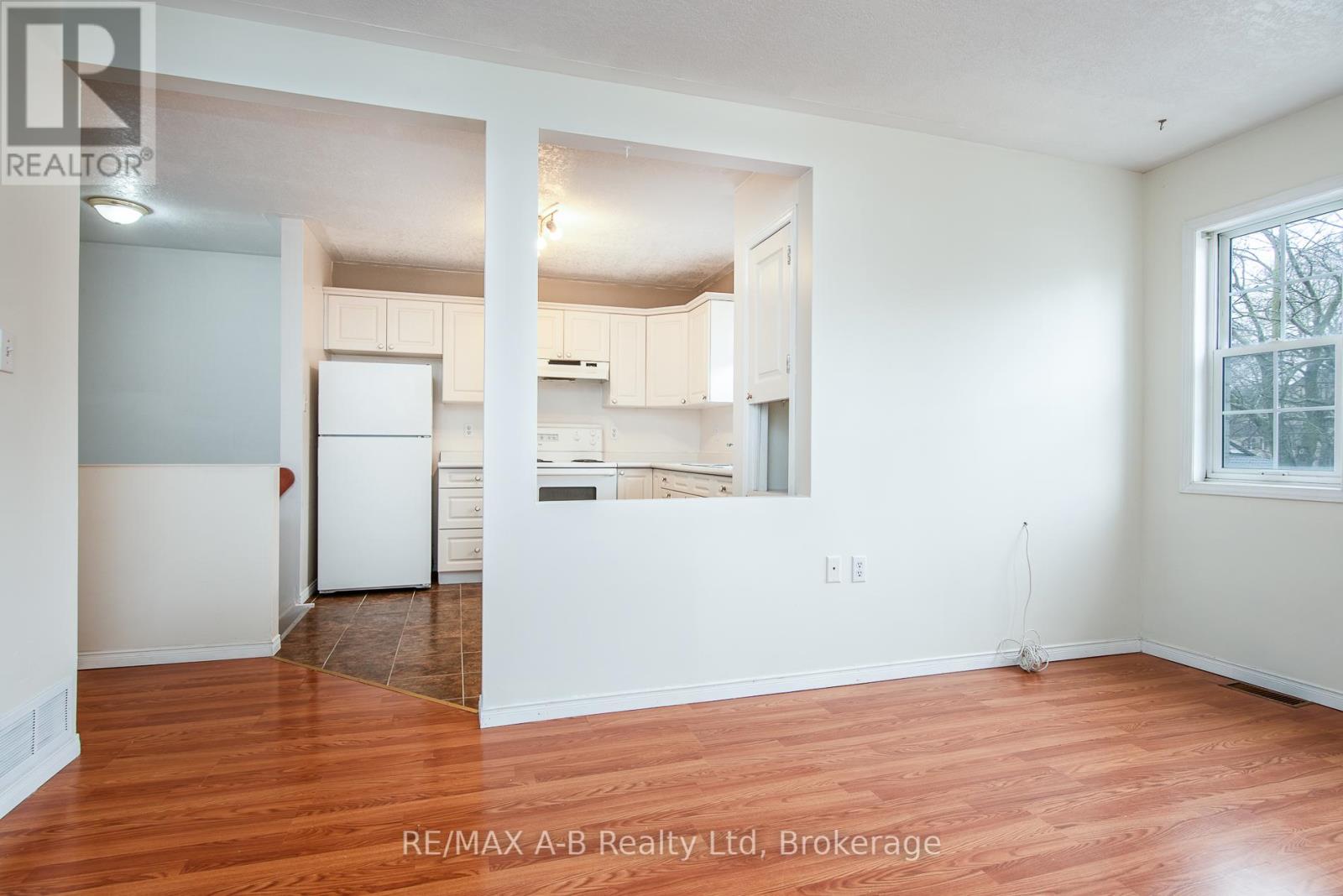 209 Jacob Street, Wilmot, Ontario  N3A 1C5 - Photo 21 - X12915160